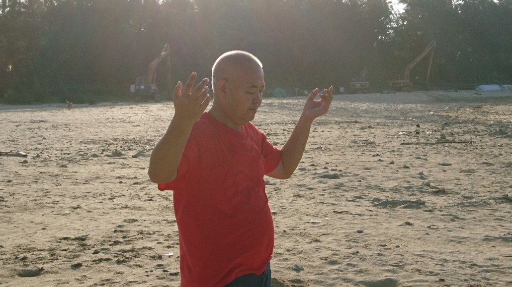 Zhineng Qigong Teacher Jianshe in China